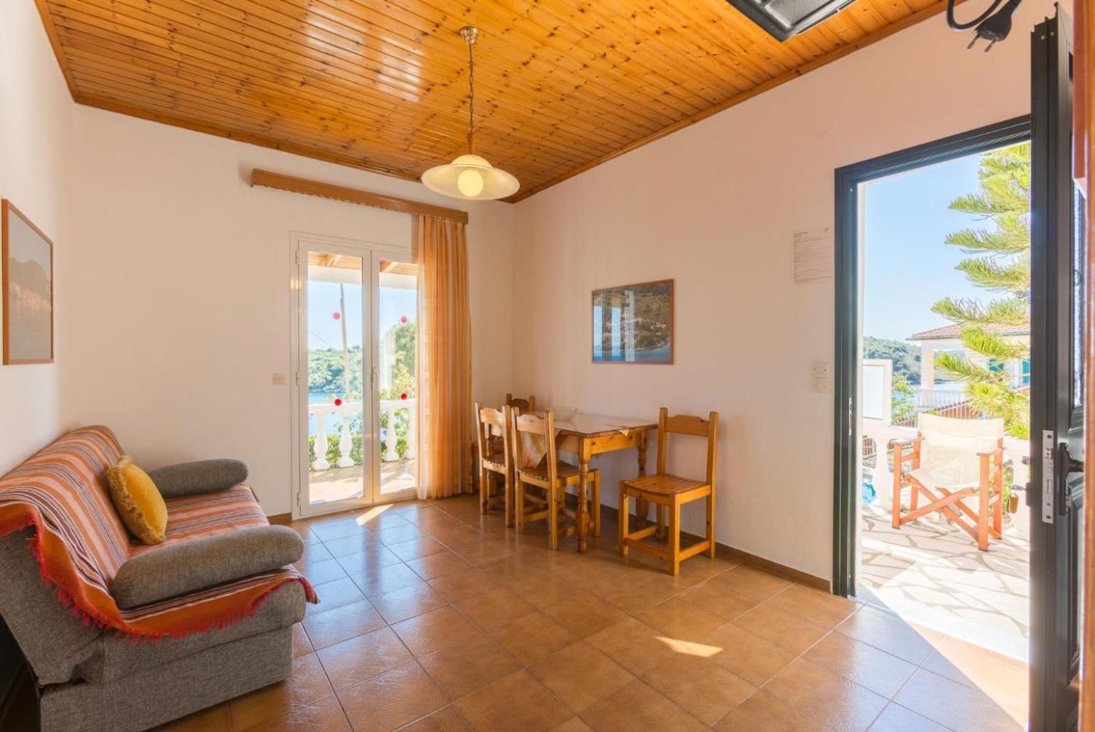 Dolphin Villa 1 Porto Ozias ภายนอก รูปภาพ