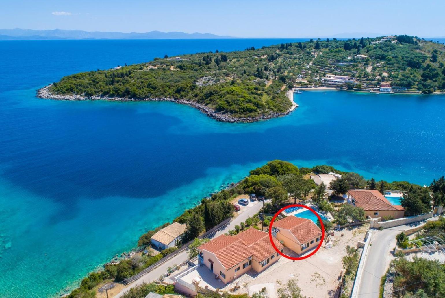 Dolphin Villa 1 Porto Ozias ภายนอก รูปภาพ