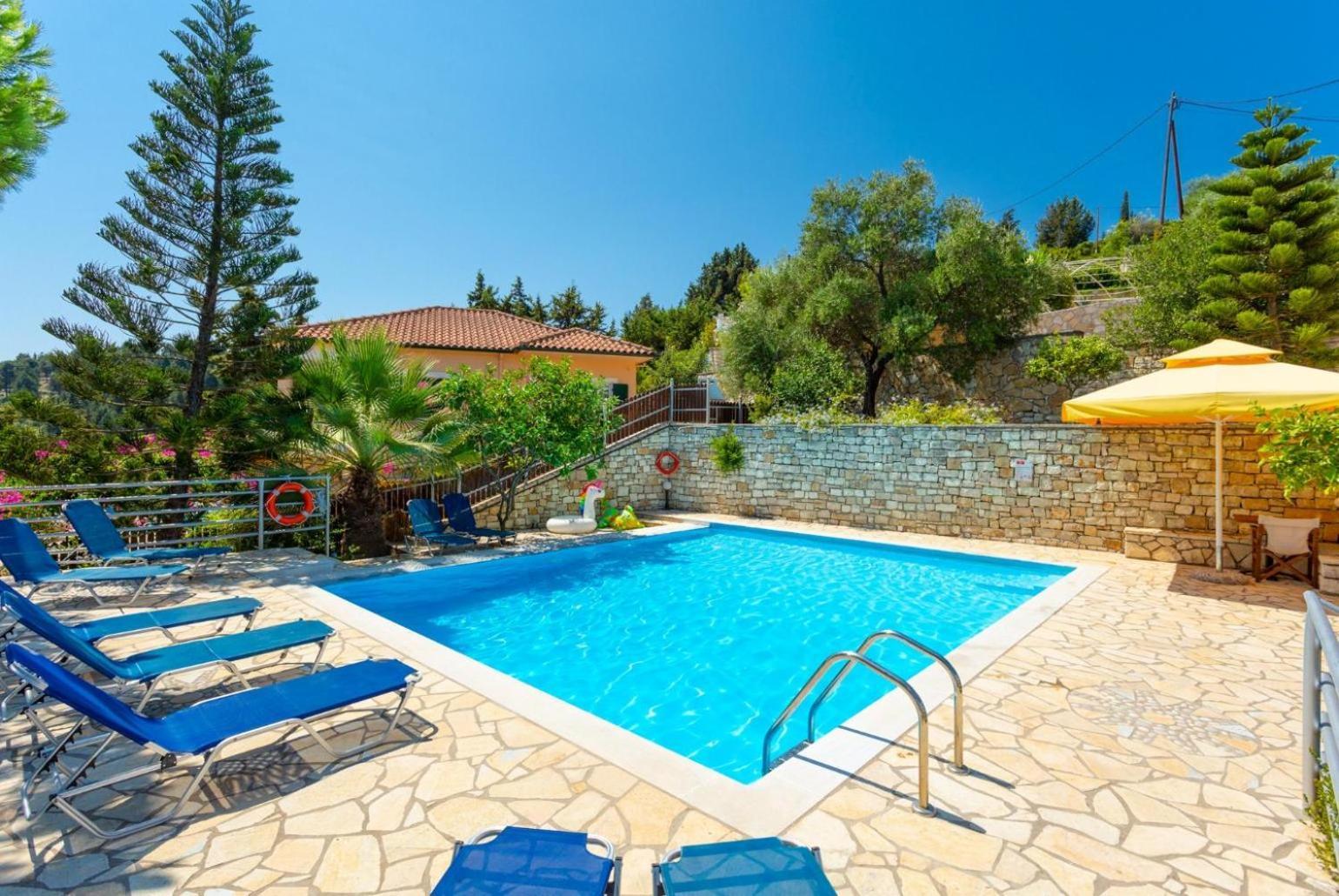 Dolphin Villa 1 Porto Ozias ภายนอก รูปภาพ